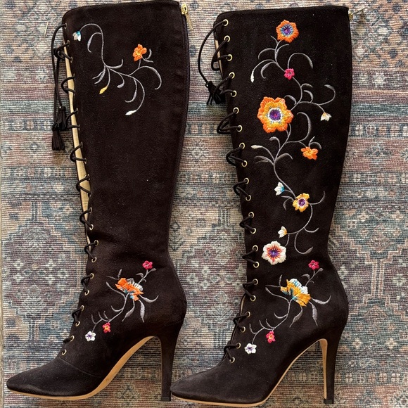 Jimmy Choo “Corrina” 60s revival embroidered boots - Picture 4 of 5